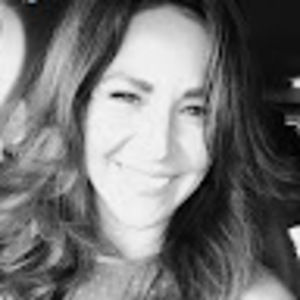 Meet your Posher, Laura a